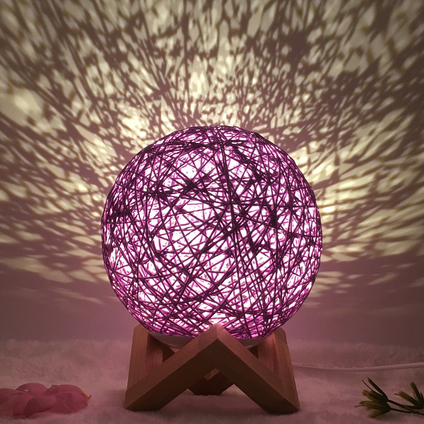 Hot Selling Creative Linen Table Lamp Novel and Unique LED Intelligent USB7 Color RGB16 Color Remote Control Rattan Ball Lamp