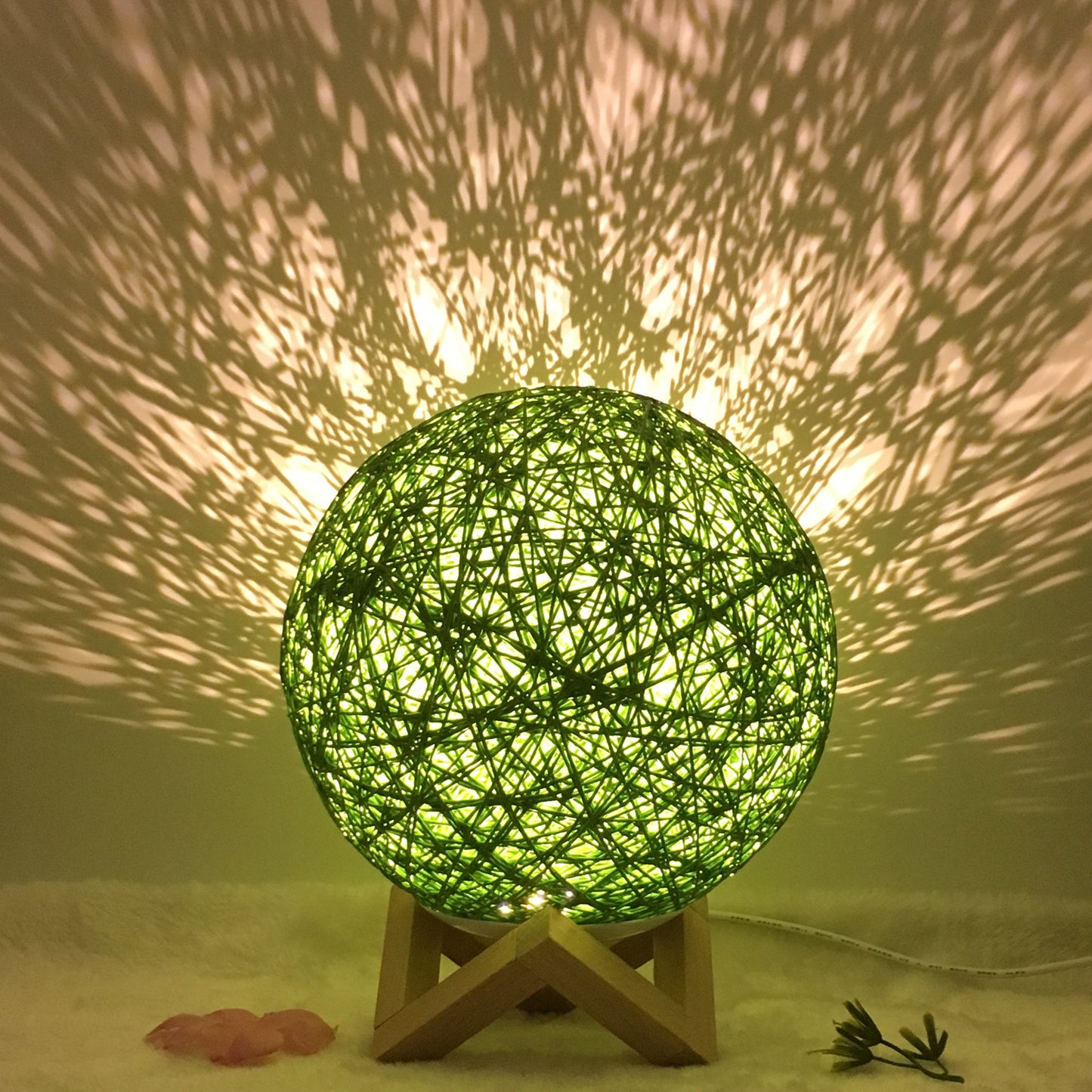 Hot Selling Creative Linen Table Lamp Novel and Unique LED Intelligent USB7 Color RGB16 Color Remote Control Rattan Ball Lamp