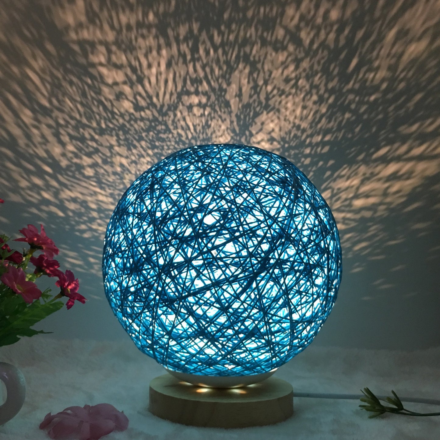 Hot Selling Creative Linen Table Lamp Novel and Unique LED Intelligent USB7 Color RGB16 Color Remote Control Rattan Ball Lamp